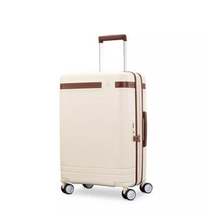 Virtuosa Expandable Carry On